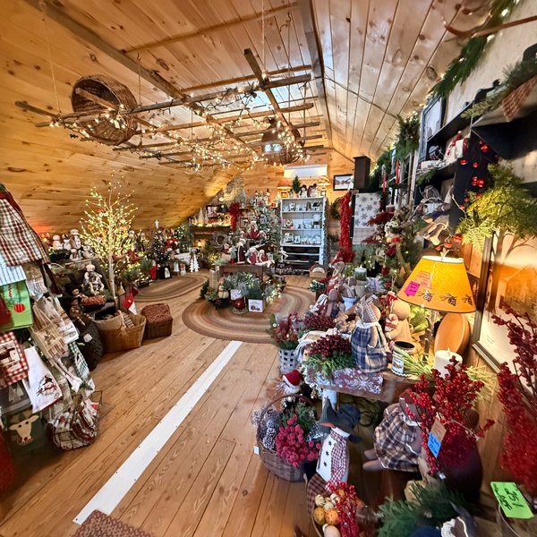 Christmas in the Barn at Breezy Acres